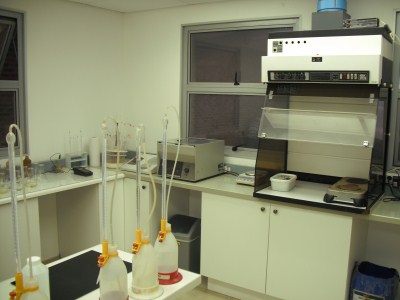 Lab (400 x 300)